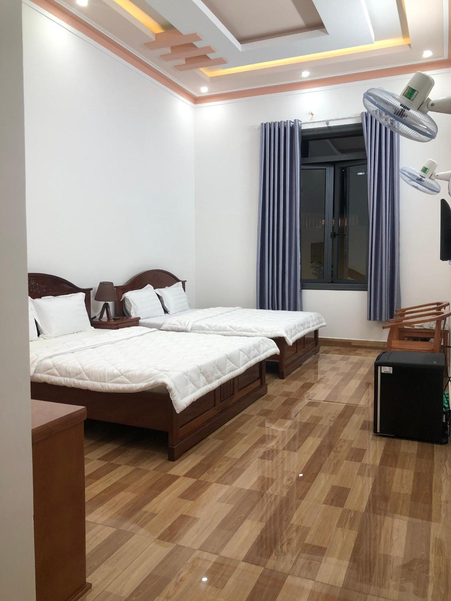 Khach San Nguyen Long Hotel Bao Loc Exterior photo